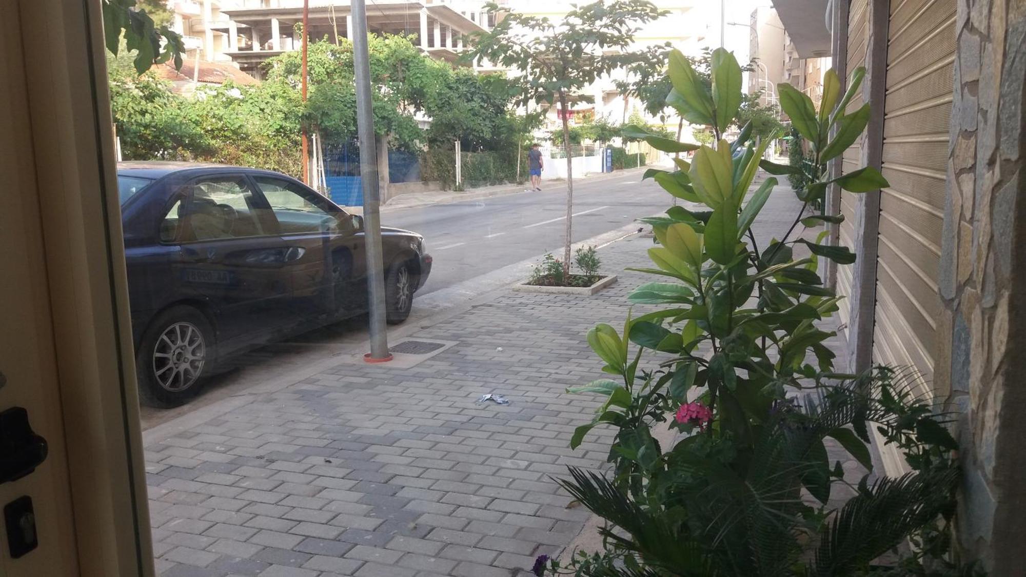 Anna Apartments Sarandë Esterno foto