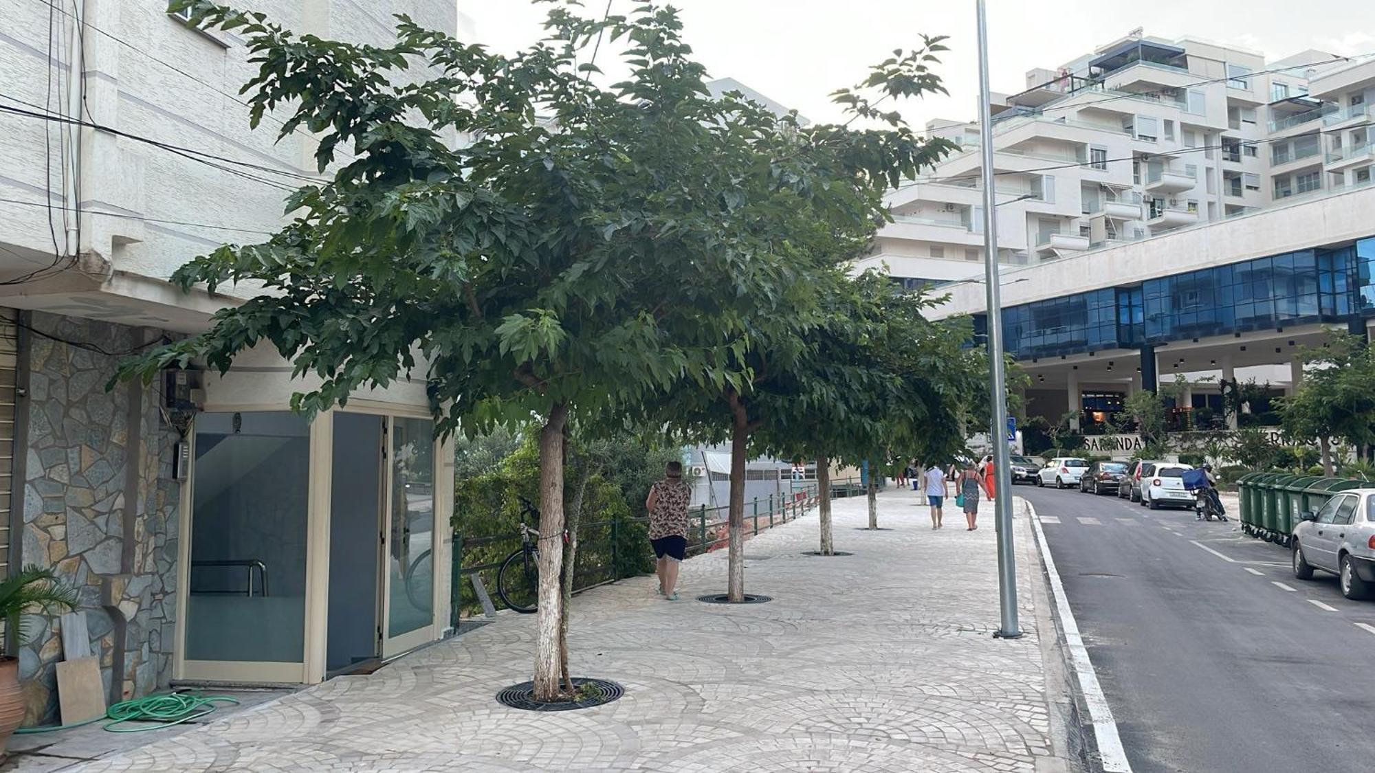 Anna Apartments Sarandë Esterno foto