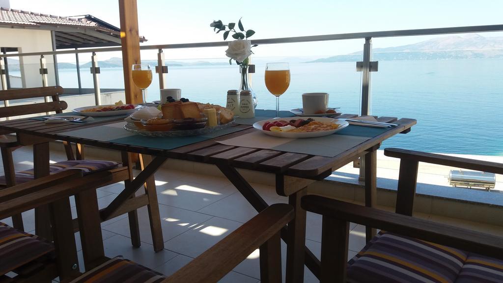 Anna Apartments Sarandë Esterno foto