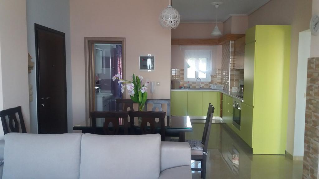 Anna Apartments Sarandë Esterno foto